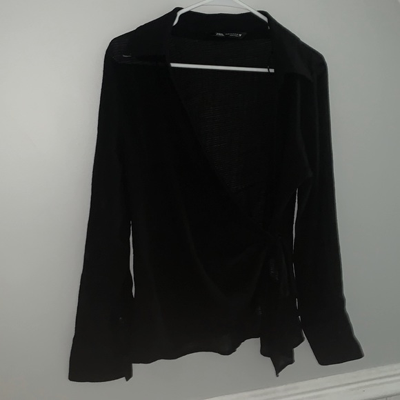 Cross tie Zara top. - Picture 1 of 3